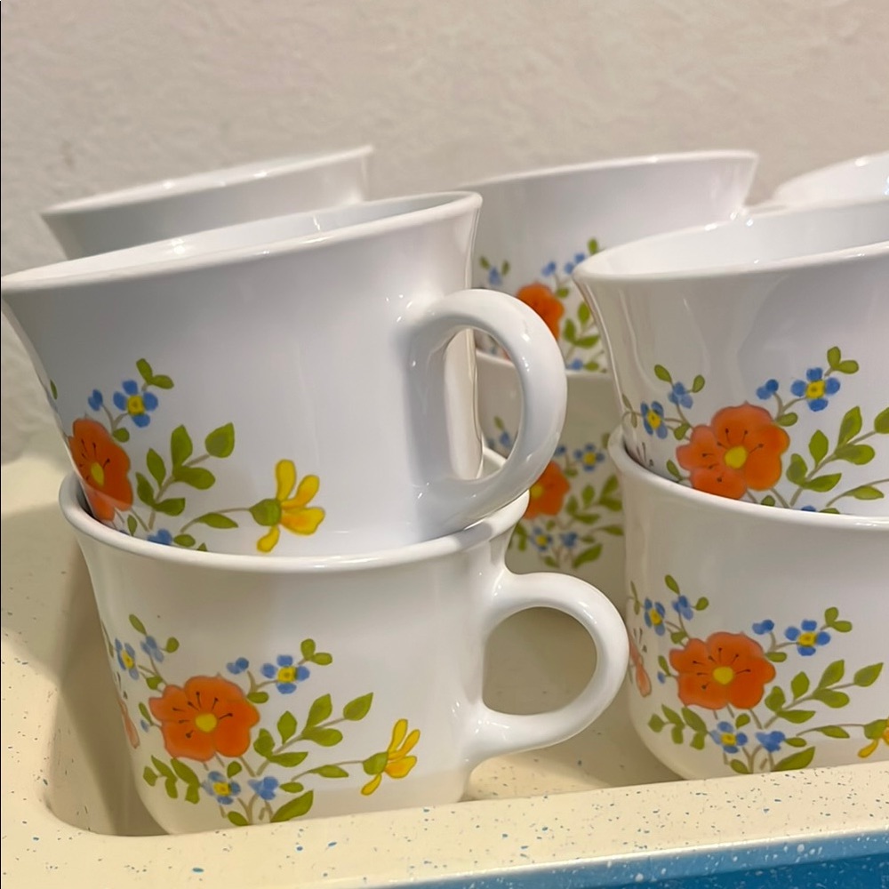 Vintage Floral Corelle Corning Wear Mugs - Picture 3 of 16